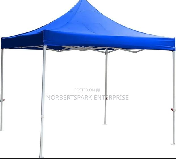 Foldable Canopy · Photo 1
