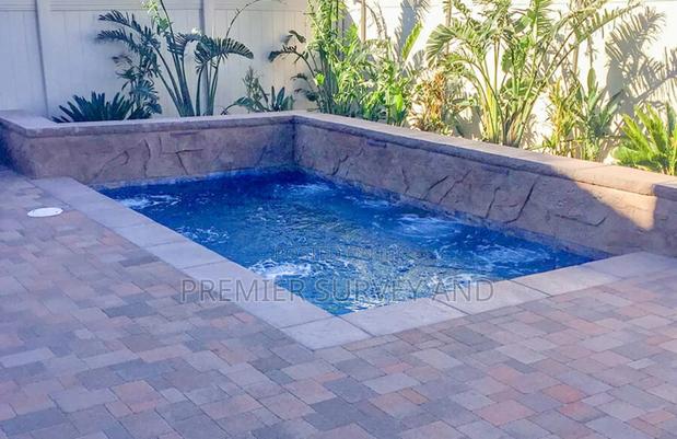 Quality Pool Construction · Photo 7