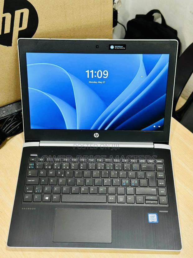 New Laptop HP 430 G5 8GB Intel Core I5 SSD 256GB · Photo 1