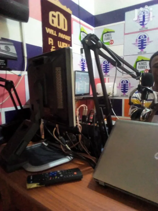Online Radio · Photo 1