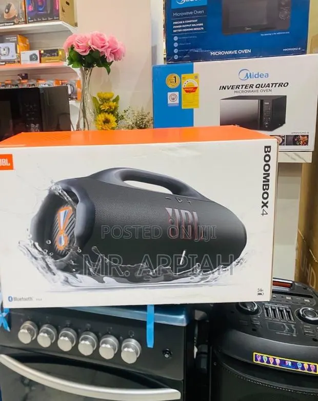 Super Affordable JBL Boombox 4 Speaker(Black).. · Photo 1