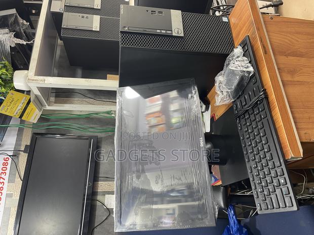 Desktop Computer Dell OptiPlex 7070 8GB Intel Core I7 SSD 512GB · Photo 1