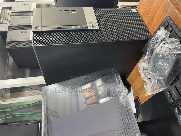 Desktop Computer Dell OptiPlex 7070 8GB Intel Core I7 SSD 512GB · Photo 2
