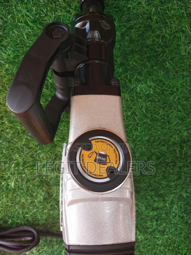 Demolition Breaker 1300watts · Photo 4