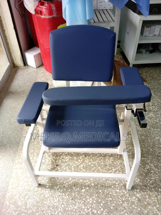 Phlebotomy Chair · Photo 1
