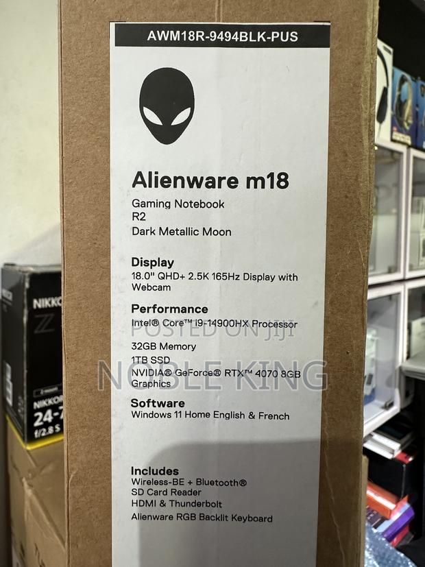 New Laptop Dell Alienware M18 R2 32GB Intel Core I9 SSD 1T · Photo 1