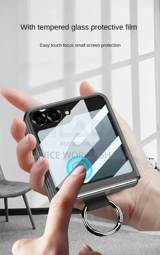 Unc Transparent Color Case Available for Samsung Z Flip 6, 5 · Photo 5