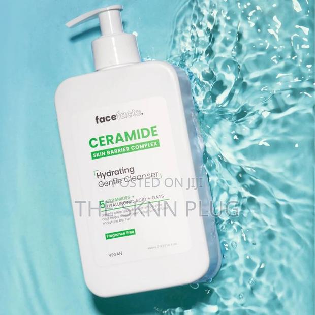 Face Facts Ceramide Hydrating Cleanser 400ml · Photo 1