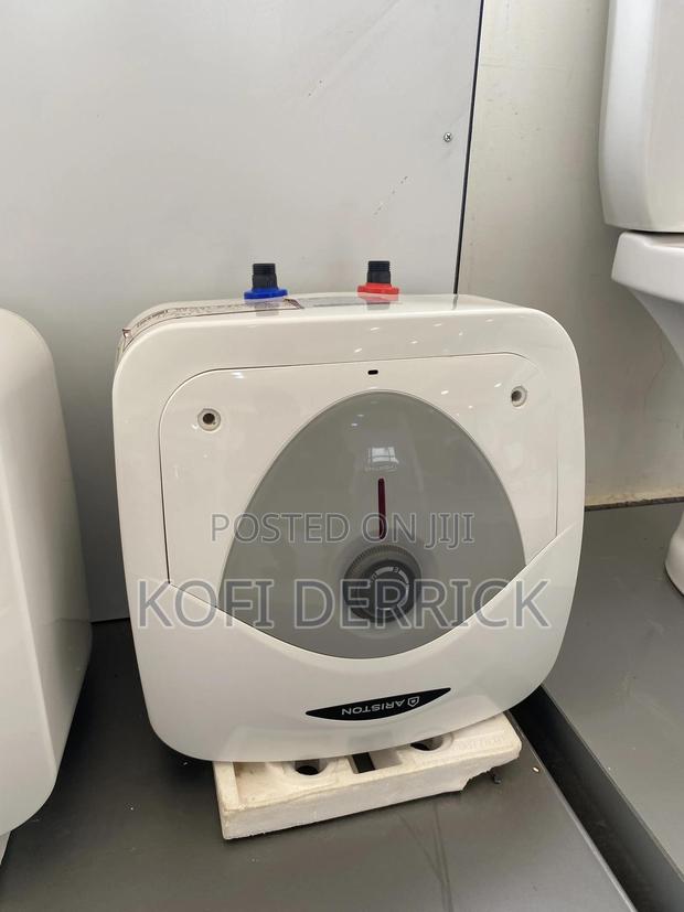 Water Heater 10l (Italy)- Ariston Water Heater - 10l Ariston · Photo 4