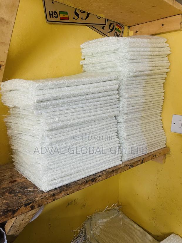 Premium Fibre Glass · Photo 3
