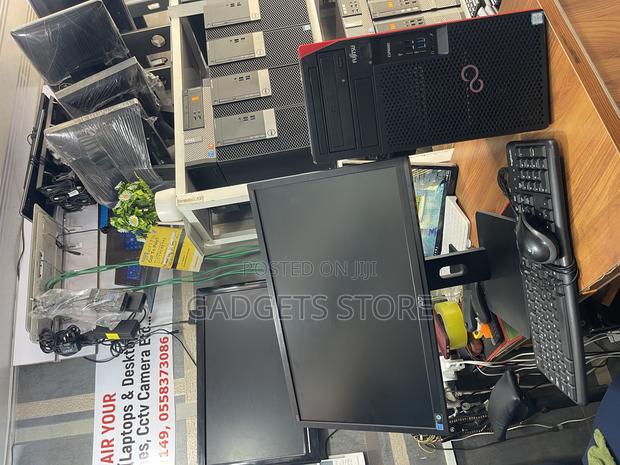 Desktop Computer Fujitsu Esprimo D957/E94+ 8GB Intel Core I5 HDD 750GB · Photo 3