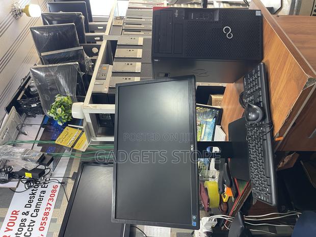 Desktop Computer Fujitsu Esprimo D957/E94+ 8GB Intel Core I5 HDD 750GB · Photo 2