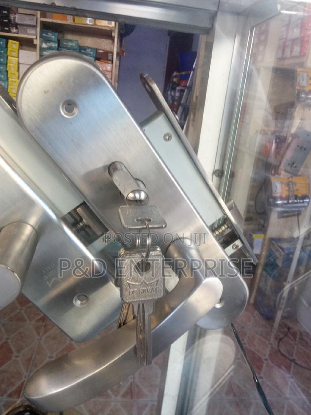 High Quality Wooden Door Lock · Photo 1