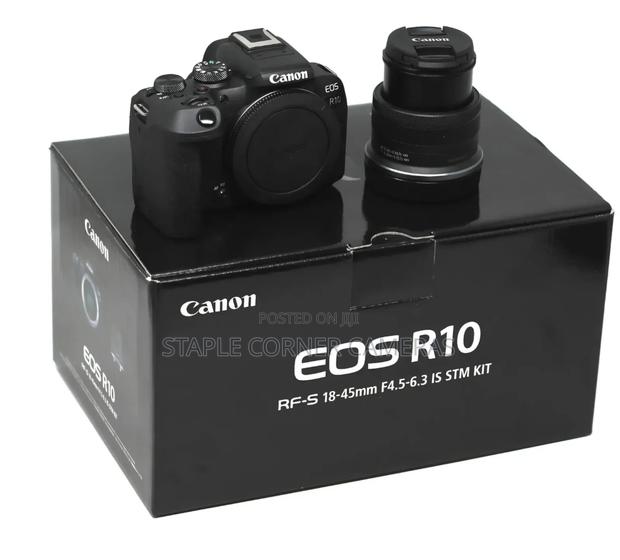 Canon Eos R10 + Rf-s 18-45mm Is Stm Kit Lens · Photo 1