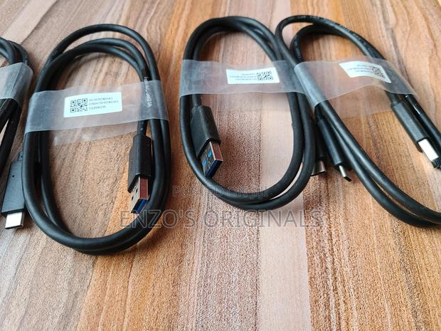USB-a 3.1 to USB-C Rapid Charge and Hi-Speed USB 3.1 Data Cable 1.2m · Photo 5