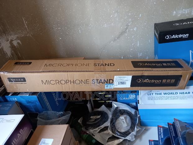 Alctron SM209 Mic Stand · Photo 4