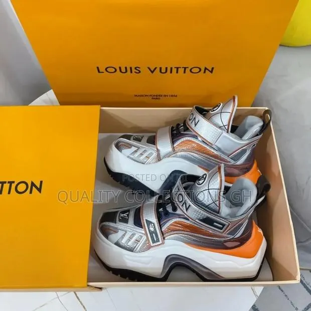 Louis Vuitton Monogram · Photo 1