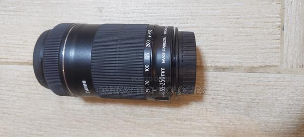 Canon 55-250mm EFS Lens · Photo 1