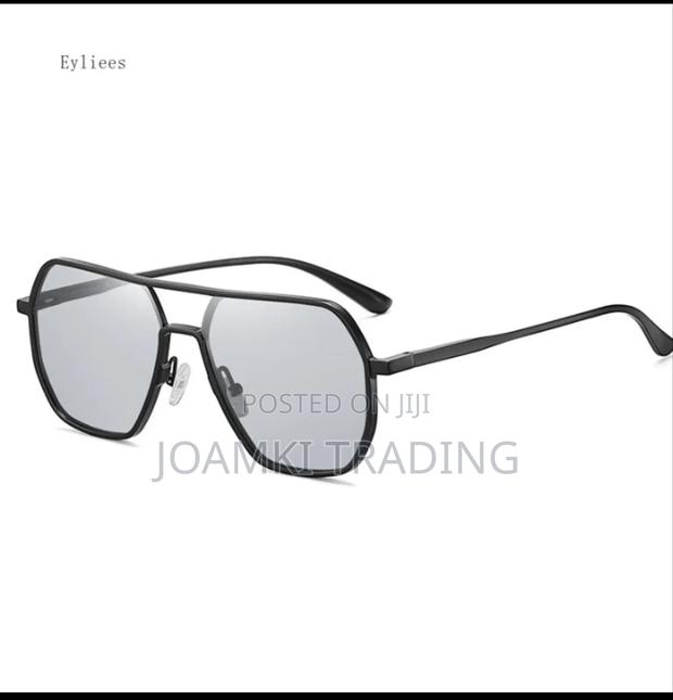 Photochromic UV Protection, Anti Glare Glasses Unisex · Photo 5