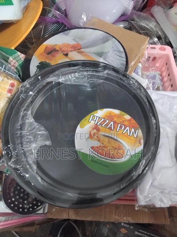 3 in 1 Pizza Pan Small Size · Photo 1