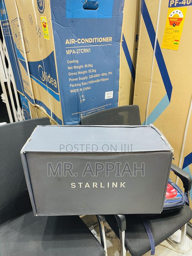 Lovely Design Starlink Standard Dish Kit Router V2 Wifi-5. · Photo 1