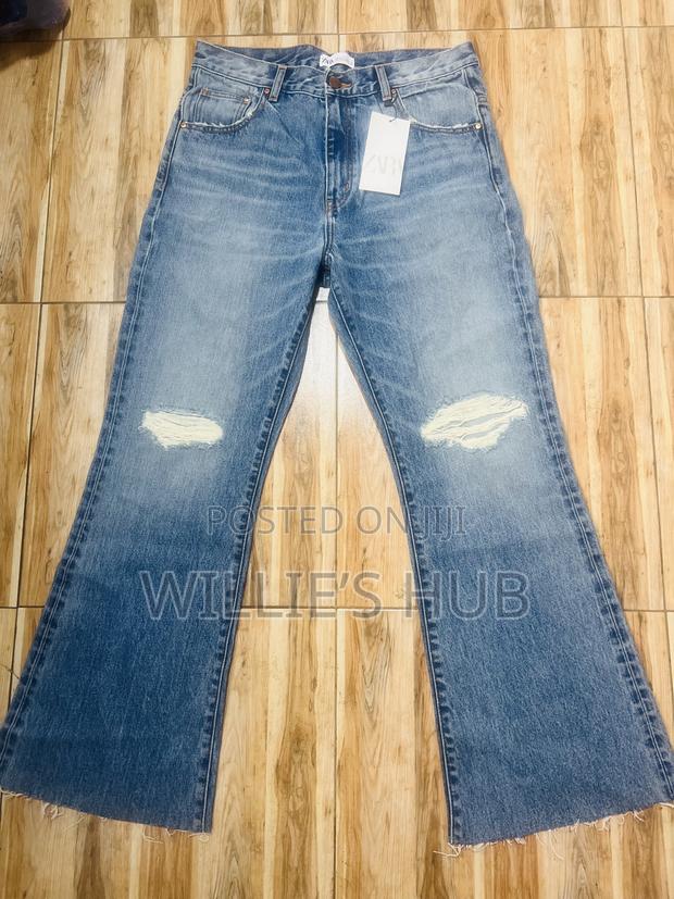 Uk Ladies Jeans · Photo 1