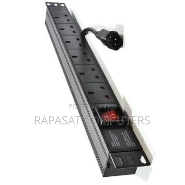 6 Ports Metal Power Distribution Unit · Photo 1