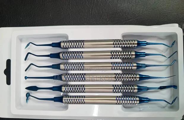 Dental Composite Filling Instrument (Set of 6 Pieces) · Photo 4