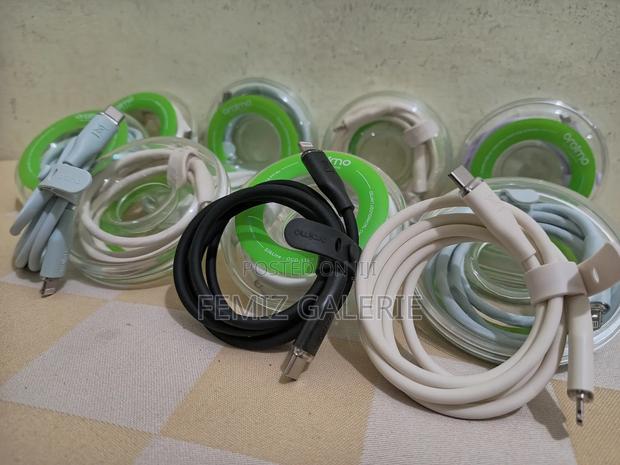 Oraimo Silkline Usb-a-to-Lightening / C-to-Lightening Cable · Photo 8