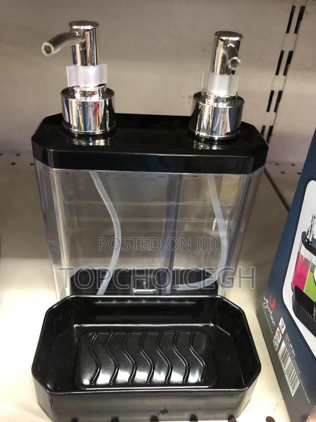 Double Soap Dispenser and Sponge Holder · Photo 2