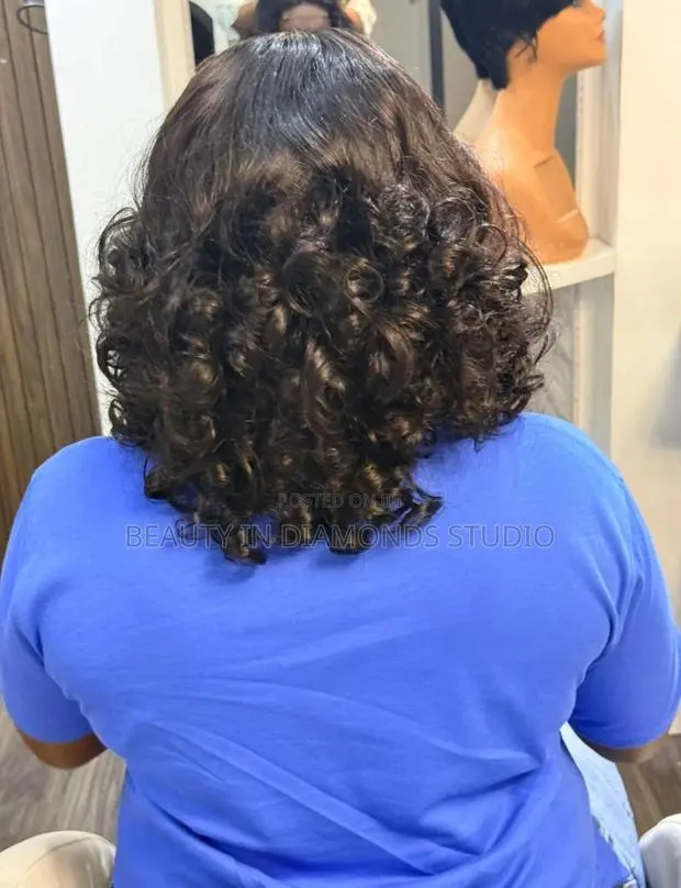 Bouncy Curls · Photo 1