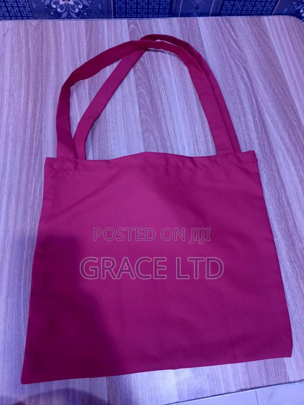 Plain Tote Bags · Photo 2