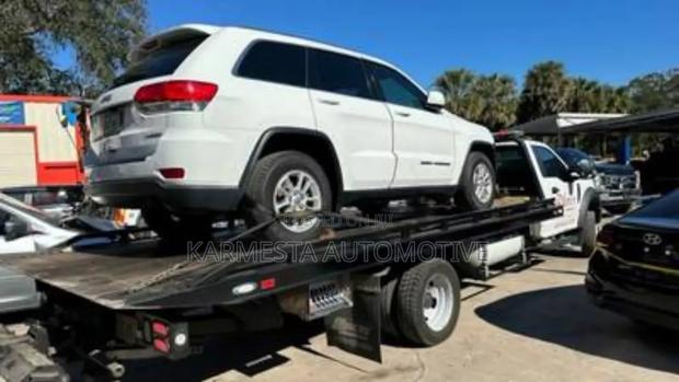 Vehicle Towing Services