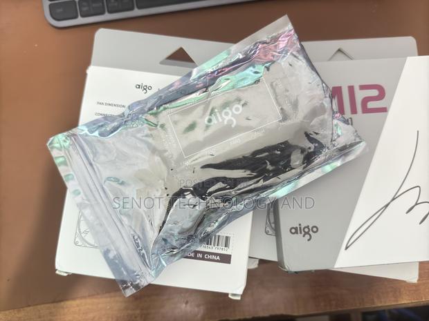 6pcs of Aigo AM12 RGB FAN(For PC) · Photo 2