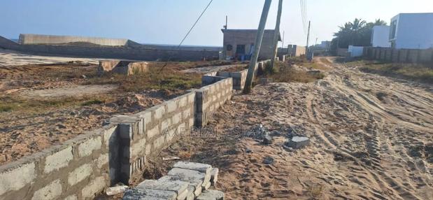 Certified Lands> No Litigation at Prampram Beach Road · Photo 2