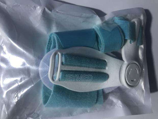 Toe Brace/Splint · Photo 2