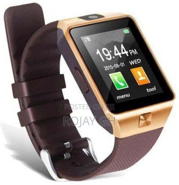 Dzo9 Sports Smartwatch - Gold · Photo 3