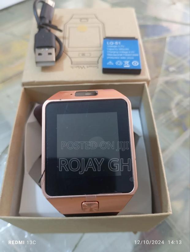 Dzo9 Sports Smartwatch - Gold · Photo 6