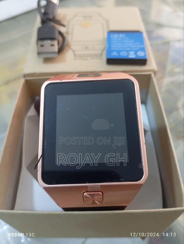 Dzo9 Sports Smartwatch - Gold · Photo 7