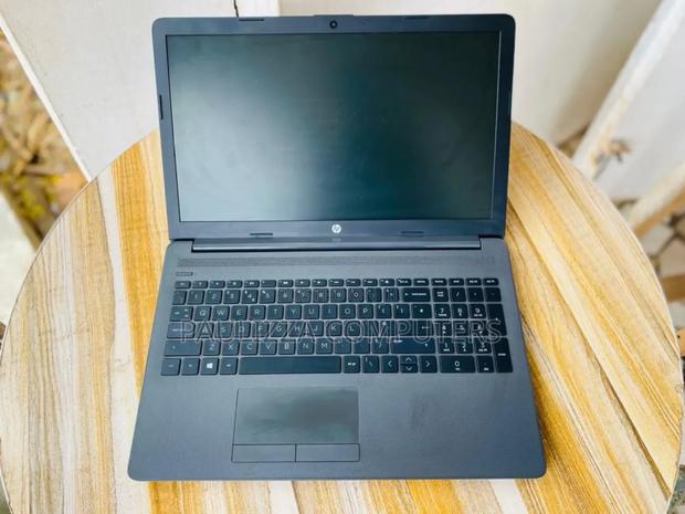 Laptop HP Pavilion 15 8GB Intel Core i7 HDD+SSD 256GB · Photo 5