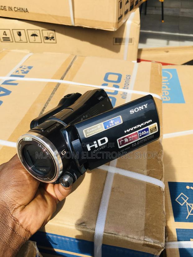 Sony Xr550 · Photo 1
