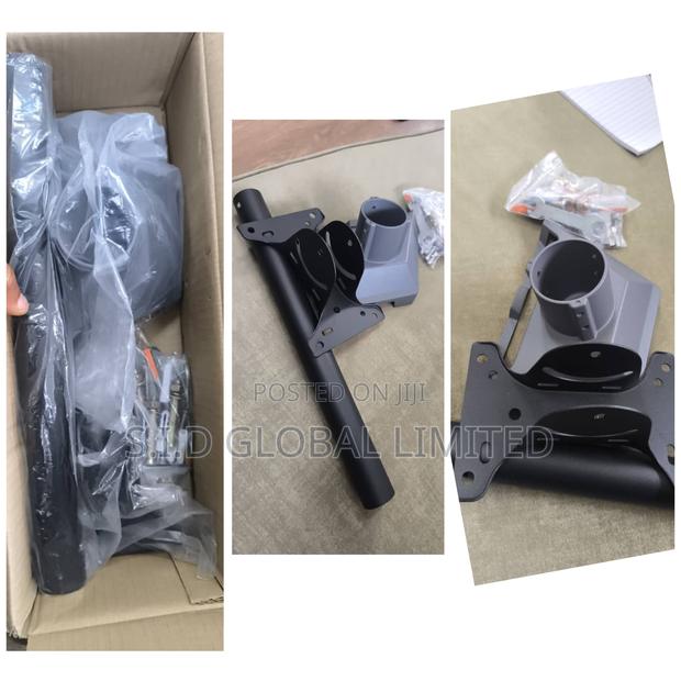 Starlink Gen3 Complete Mounting Kit,Pole, Plate Roof Mount · Photo 1