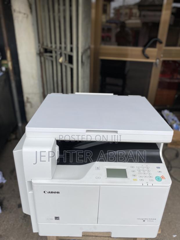 Canon Ir 2204n · Photo 1
