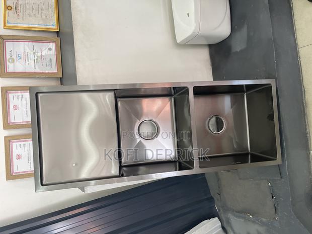 Double Bowl Sink With Arm · Photo 3