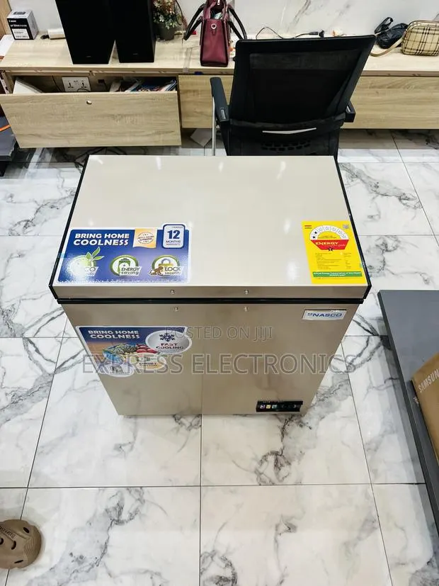 Newly Sealed in Box Chest Freezer Single Door Gold Nasco Nas-175fl 200 · Photo 1