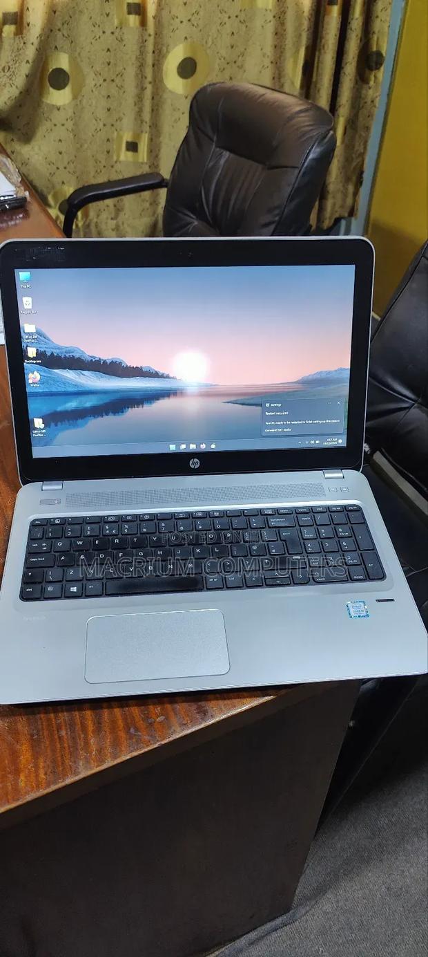 Laptop HP ProBook 450 G4 8GB Intel Core I5 SSD 256GB · Photo 1