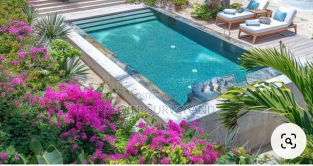 Quality Pool Construction · Photo 1