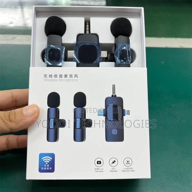 Wireless 3 In1 Dual Lavaliere Microphone · Photo 1