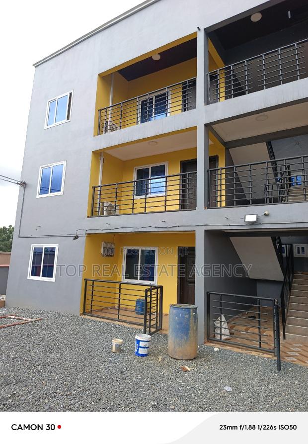 2bdrm Apartment in Danfa, Adenta for rent · Photo 1
