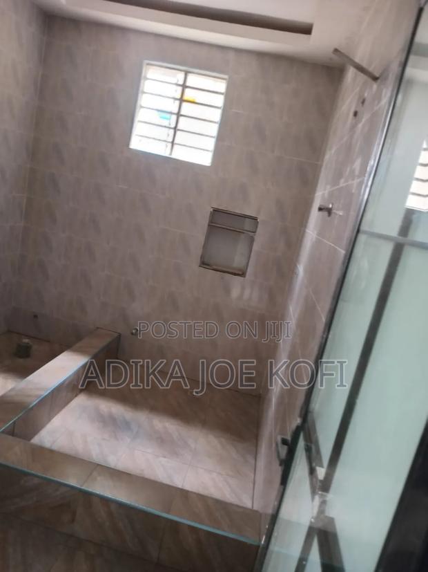 Expert in Interior and Exterior Work · Photo 5